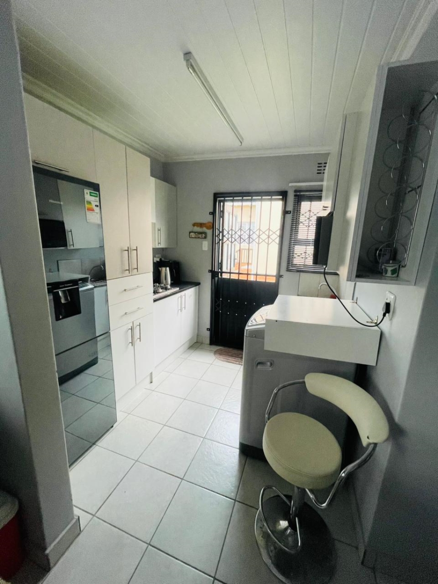 2 Bedroom Property for Sale in Amalinda Eastern Cape